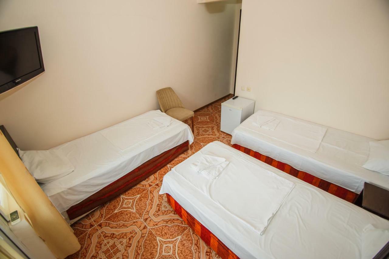 Guest House Nia 고니오 외부 사진