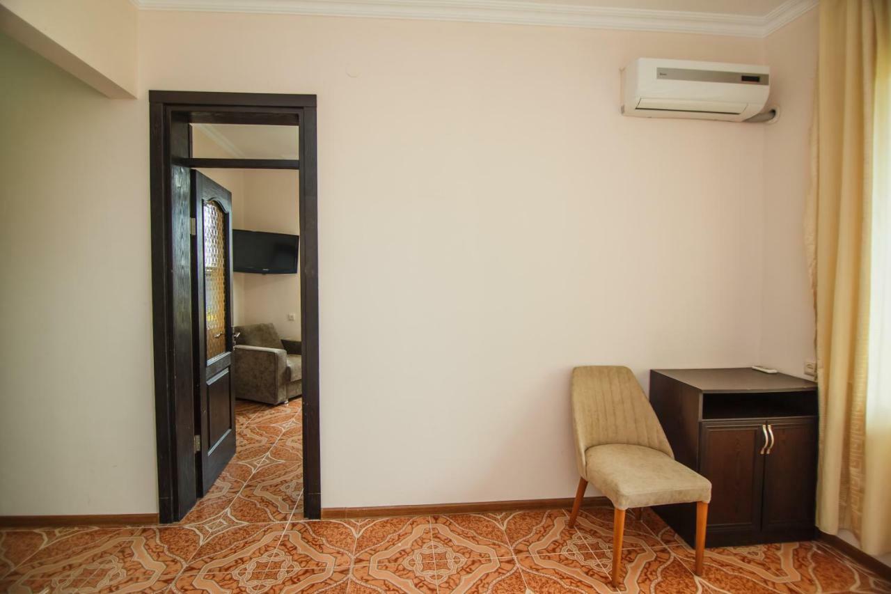 Guest House Nia 고니오 외부 사진