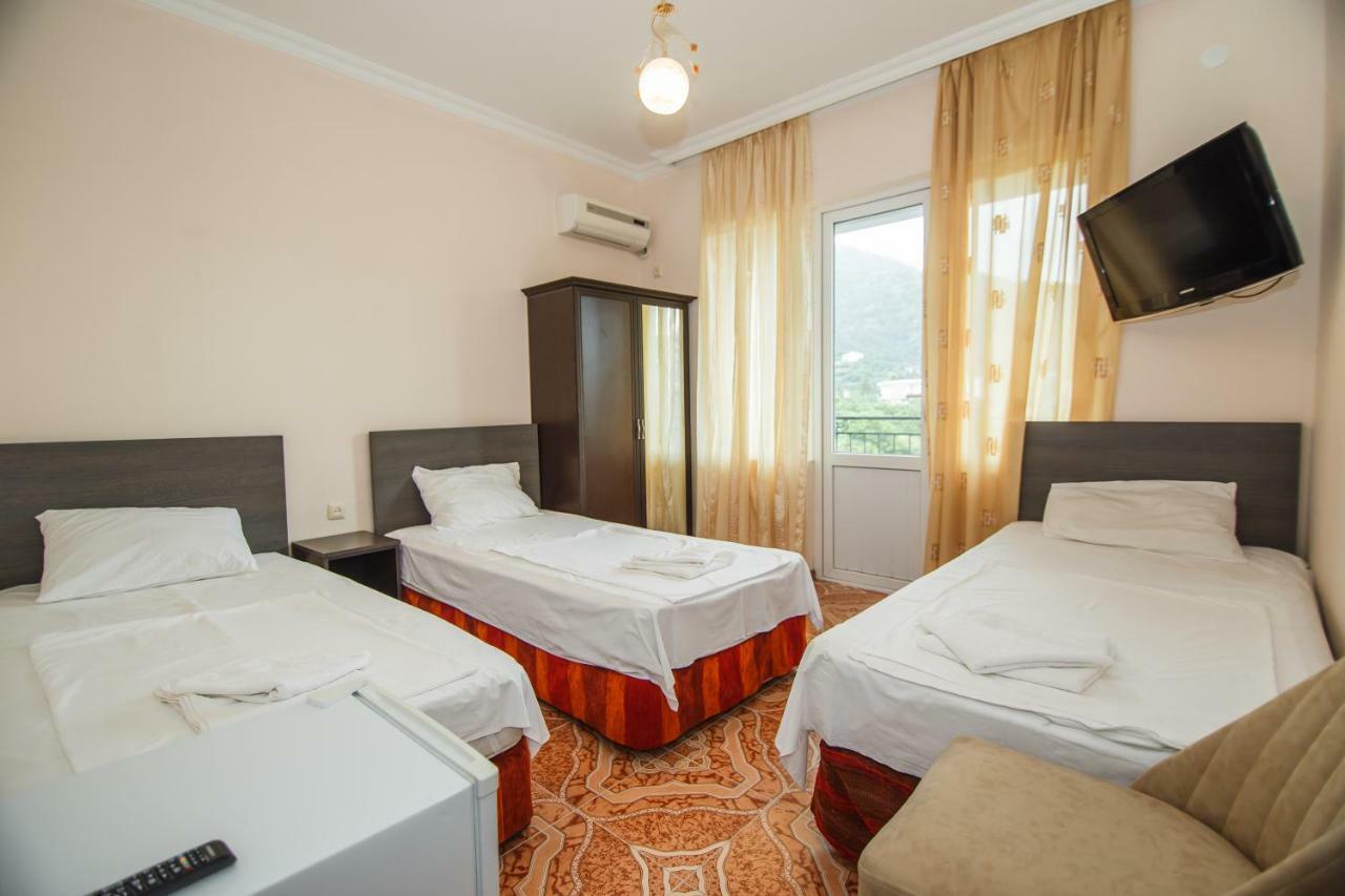 Guest House Nia 고니오 외부 사진
